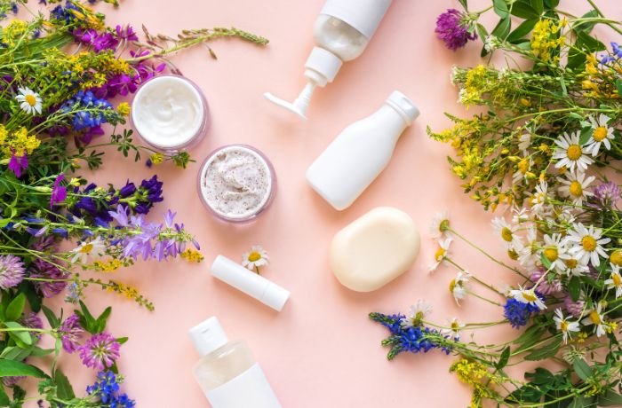 Amankah Klaim 'Alami' Tanpa Sertifikasi dalam Produk Kosmetik
