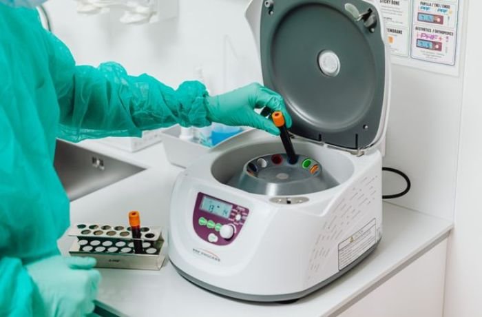 Apa yang Bisa Diungkap Centrifugation Test tentang Emulsi Sebelum Terjadi Pemisahan?