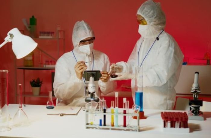 Bagaimana Laboratorium Menguji Ketahanan Produk terhadap Paparan Cahaya?